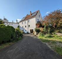 Ein Zweifamilienhaus mit Geschichte – und Zukunft: Ihr Zuhause mit PV, Garten & Ausbaureserve - Kastl