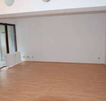 Grandiose Wohnung mit 2 Zimmern, 2 Terrassen, Duschbad und Einbauküche - Berlin Lankwitz
