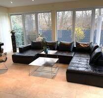 Modernisiertes Haus mit 3 ETW, 230 m² Wfl. (komplett frei) für die große Familie mit schönem Garten in ruhiger Randlage von Frankfurt! - Frankfurt am Main Fechenheim