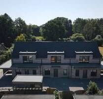 KFW Förderfähig Großes Reihenmittelhaus in der Lagerstraße in Oldenburg mit Wärmepumpe und Carport!