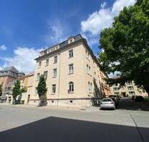 Weimar* Nordvorstadt* großzügige 3 Zimmer-Whg* Tageslichtbad* G-WC* EBK abkaufbar
