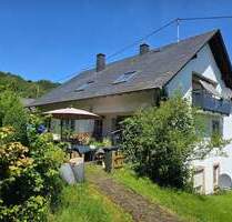 Mehrgenerationen Landhaus, Ortsrandlage (3 Wohneinheiten) mit Garten und altem Baumbestand - Farschweiler
