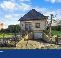 Kernsaniertes Einfamilienhaus mit großem Garten - Stilvoll modernisiert und sofort bezugsfertig - Bremen Farge