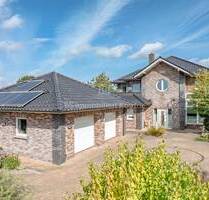 Einfamilienhaus mit Einliegerwohnung und Bürotrakt - ideal für Wohnen und Arbeiten (Homeoffice) - Rhede