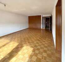 Weitsicht! 1,5-Zimmer-Wohnung mit großem Balkon, Fahrstuhl und toller Aussicht - Heimsheim