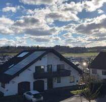 Gechingen 3,5-Zimmer-DG Wohnung mit 102 m² Wohnfläche und 150 m² Gartenanteil ab 01.01.2026 in sehr ruhiger Lage.