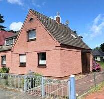 PURNHAGEN-IMMOBILIEN - Freistehendes Einfamilienhaus auf großem Grundstück in ruhiger Nebenstraße von Rekum! - Bremen / Rekum
