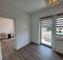 Ideales Familiennest! Hier wurde bereits umfangreich renoviert! Ruhige Lage und toller Garten! - Kleinrinderfeld