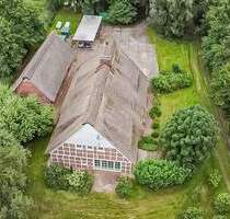 4-Generationenhaus mit Fachwerkcharme - Vier Wohneinheiten auf großem Grundstück - Hemmoor Basbeck