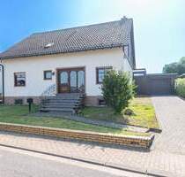 Exklusives Wohnen in Berus - Charmantes Einfamilienhaus mit Garage in idyllischer Sonnenlage - Überherrn