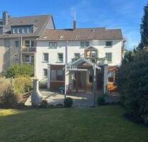 Helle Erdgeschosswohnung im Zweifamilienhaus mit Terrasse und Garten Nähe ZentrumChristuskirche..sofort bezugsfrei - Lüdenscheid