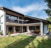 AIGNER - Großzügiges freistehendes Haus im Mid Century Stil mit Gartenparadies - Grünwald
