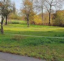 Baugrundstück 333 m² für eine DHH max. 8,0 x 11,00 E+1+D in Hintsberg-Steinhöring zu verkaufen!