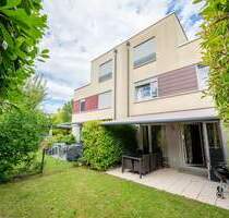 TOP-Doppelhaushälfte in Frankfurt-Riedberg-Bestlage Ginsterhöhe, Garten und Taunusblick inklusive - Frankfurt (Kalbach/Riedberg) Kalbach-Riedberg