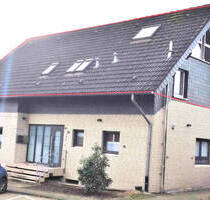 Außergewöhnliche 2- Zimmer-Wohnung mit Galerie und Dachterrasse sucht nette Mieter - Grevenbroich / Kapellen