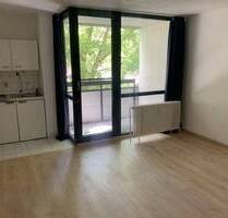 NUR für Studenten und Pendler - 1 ZW im EGHochparterre in unmittelbarer Nähe zum Wöhrder See mit Balkon und Pantry-Küche - Nürnberg
