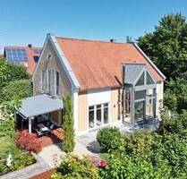 Italienischer Charme in Bayern: Wohntraum mit Pool und Gartenparadies! - Dingolfing