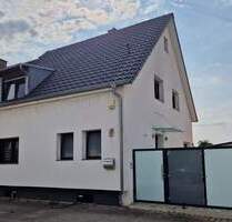 Schöne Doppelhaushälfte mit Urlaubsfeeling - Philippsburg Rheinsheim