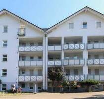 Top-Aussichtslage: 3-Zimmer-Wohnung mit Balkon, Aufzug, Tiefgarage & Stellplatz - Reichenbach an der Fils