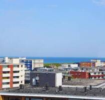 ÜBER DEN DÄCHERN von Wl´d ! 2-Zimmer-Wohnung mit WEST-Loggia, MEERBLICK und TG-Stellplatz - Sylt Westerland