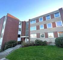 Provisionsfrei! Modernisierte, helle Wohnung mit fünf Zimmern und großem Balkon (Erbbau) - Hamburg Rönneburg