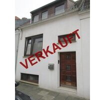 Bremen vorderes Hastedt , renoviertes RH mit idyll. Garten und Garage, Straßenbahn in unmittelbarer Nähe !