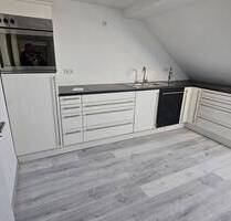 ZENTRUM ALSDORF,SEHR SCHÖNE ca. 63 m2 DACHGESCHOSS WOHNUNG ZU VERMIETEN