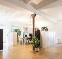 Schickes, möbliertes Altbaubüro im Hinterhof nahe des Zoos - All-in-Miete - Frankfurt am Main Ostend