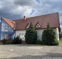 ** Ideal für Physiotherapie oder Arztpraxis ** Geschäftshaus in Rückersdorf