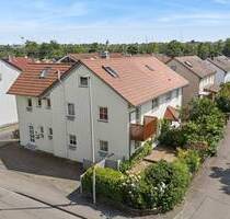 Flexible Doppelhaushälfte: Ein- bis Zweifamilienhaus in gefragter Lage - Freiberg am Neckar Geisingen
