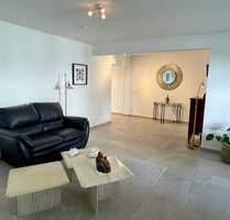 GERADLINIG: SCHICKE, SANIERTE WOHNUNG MIT EINBAUKÜCHE UND 2 STELLPLÄTZEN! - Eppelheim