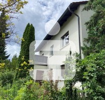 ...großes Grundstück mit tollem Garten und altem Baumbestand...Zweifamilienhaus in Kalchreuth