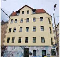 3 Zimmer-Dachgeschosswohnung mit Balkon unweit des Riveufers! - Halle Giebichenstein