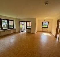 Schöner Platz im Grünen - 920,00&nbsp;EUR Kaltmiete, ca.&nbsp; 83,00&nbsp;m&sup2;&nbsp;Wohnfl&auml;che in Stein (PLZ: 90547)