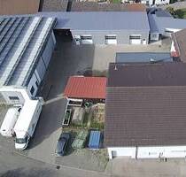 Großzügiges Anwesen bebaut mit einem 5 Parteien-Haus, Garagen und Lagerhallen unweit der A7 in Ebnat - Aalen