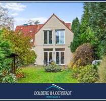 Wohnen über 3 Ebenen - Ein- bis Zweifamilienhaus für die große Familie in ruhiger Anliegerstraße - Hamburg / Meiendorf Rahlstedt