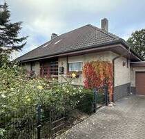 Großzügiges Einfamilienhaus in Uetersen - Uetersen / Ahrenlohe