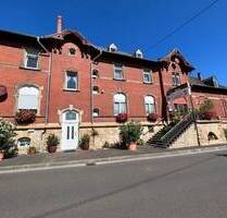 PREISREDUZIERUNG! Mehrfamilienhaus (alter Bahnhof) mit Eventlocation in Staudernheim zu verkaufen!