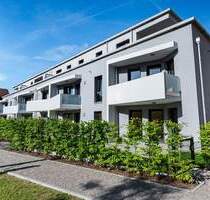 Sonnenverwöhnte 2-Zimmer-Dachgeschosswohnung mit Rundum-Terrasse - Augsburg Hochzoll