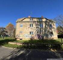 sanierungsbedürftiges Mehrfamilienhaus in Meuselwitz