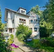 Großzügiges Wohnhaus in beliebter und ruhiger Lage von Friedrichshafen – vielseitige Nutzungsmöglichkeiten