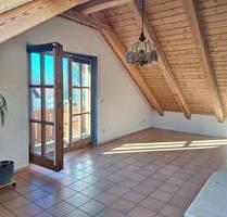 Ab sofort frei! Dachgeschoss-Wohnung in Percha mit kleinem Seeblick! - Starnberg