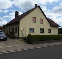 Großes Wohnhaus mit Ferienwohnung, Garage, Nebengebäude und Garten, ca. 7km nordöstlich von Rothenburg - Steinsfeld Hartershofen