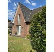 ! So einziehen ! ZENTRALE und RUHIGE LAGE in ACHIM... ein wunderschönes HAUS zum WOHLFÜHLEN mit Ihrer FAMILIE!