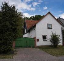 Diesdorf - Traumhaftes 4 Zimmer Haus mit Garage und Garten ab sofort zu vermieten
