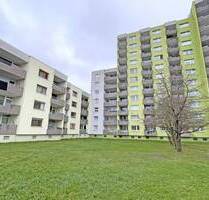 Einziehen und wohlfühlen-moderne, gepflegte 3-Zimmer-Whg. gr. Loggia, Aufzug & Stellplatz in Empelde - Ronnenberg