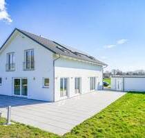 Traumhaus mit Einliegerwohnung - Stilvolle Architektur & moderne Technik in perfekter Harmonie - Bedburg Rath