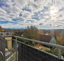 Sonnige, vollmöbilierte 3 Zimmer-Wohnung mit Süd-Balkon - Bergblick und Blick über Kempten!