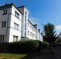 MFH mit 24 WE voll vermietet mit Balkonen + Ausbaureserve im DG - Calbe (Saale)