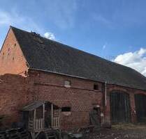 Großzügiges Bauerngehöft mit Wohnhaus und viel Nebengelass - Klietz